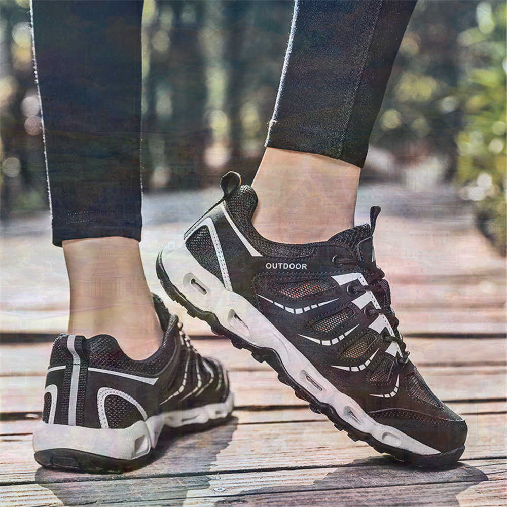 Sumer Round Tip Silver Sneaker - Formal Wear For Men Yellow ulasan dan harga