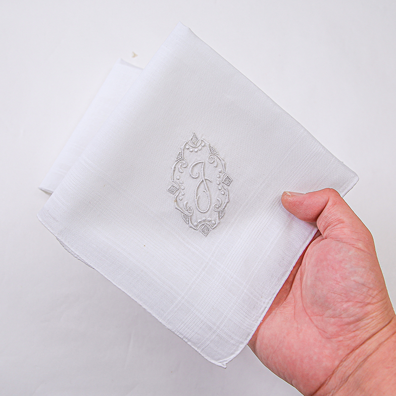 Set of 2pcs Luxurious, Elegant - Monogrammed Handkerchief ulasan dan harga